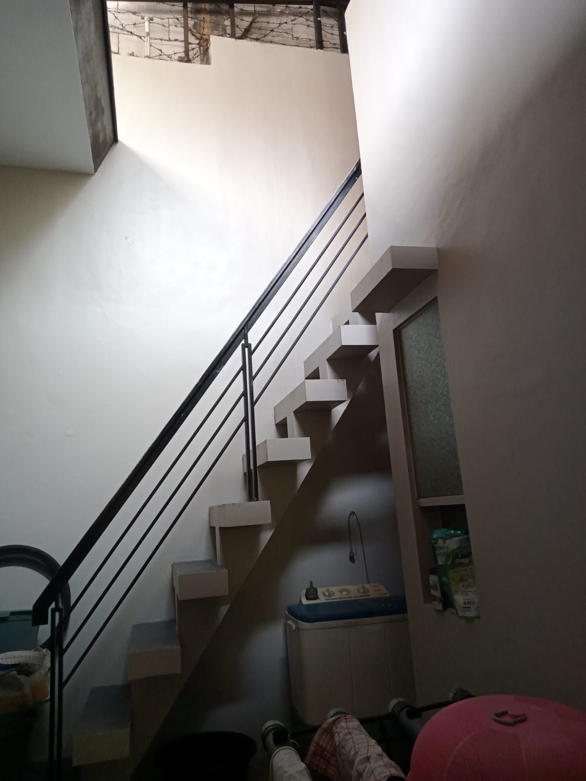 Dijual Rumah Bagus Terawat di Sutorejo Timur Wilayah Surabaya Timur - Thumbnail 3