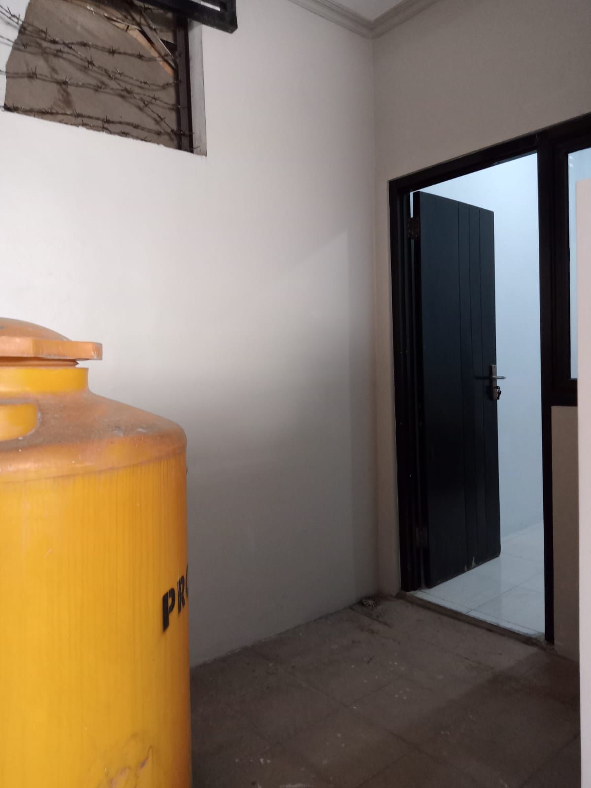 Dijual Rumah Bagus Terawat di Sutorejo Timur Wilayah Surabaya Timur - Thumbnail 4