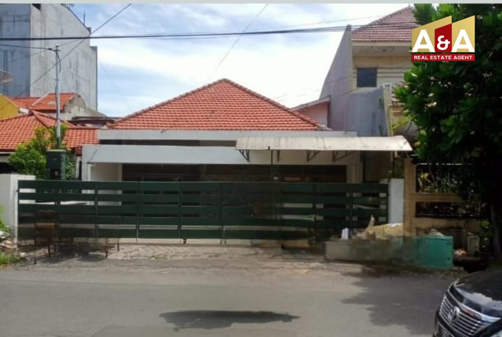 Dijual/disewakan Rumah Ideal di Pucang Anom Surabaya Timur - Image 1