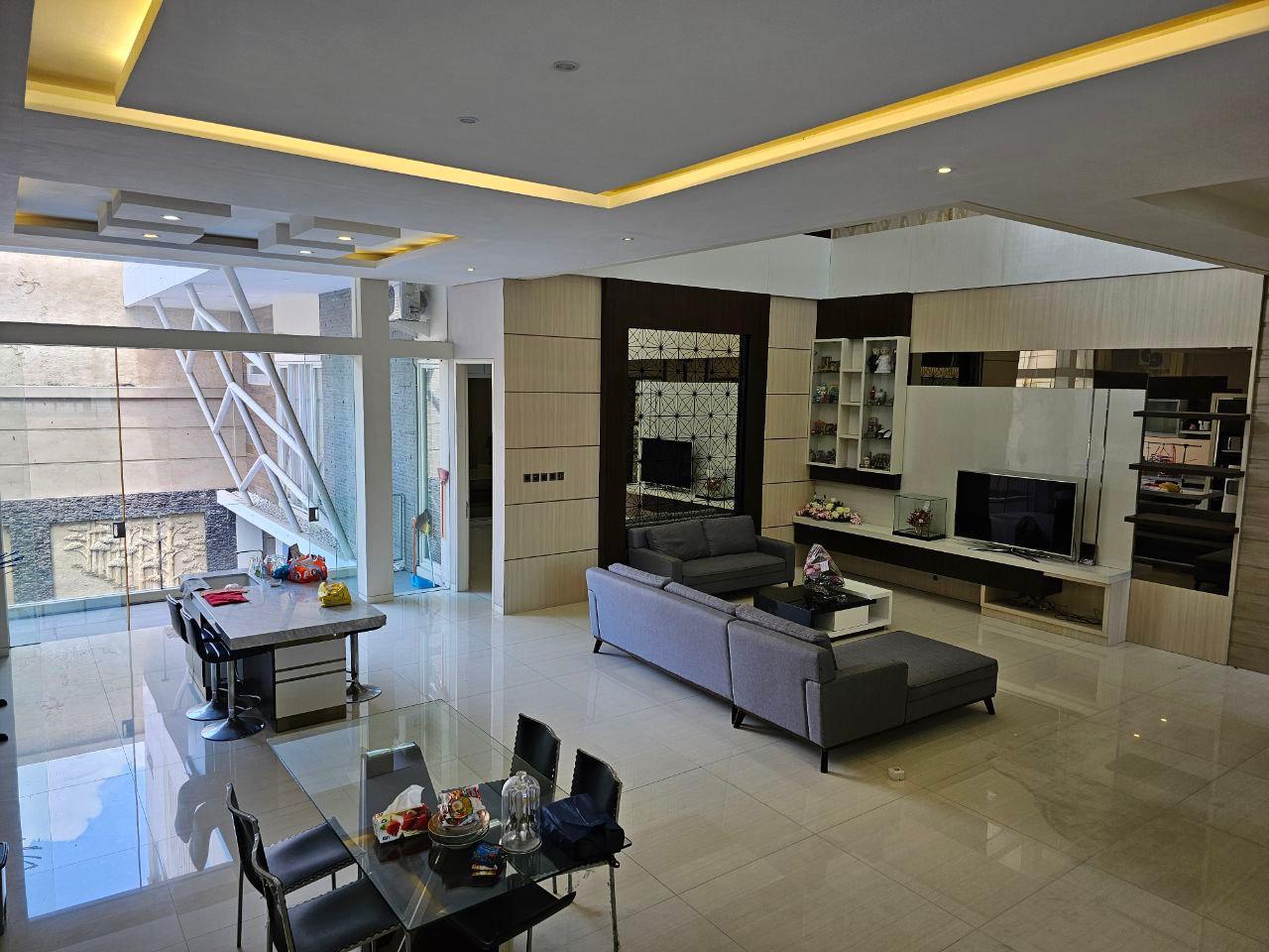 Dijual Rumah Mewah di Kawasan Istana Dieng Timur Malang - Thumbnail 2