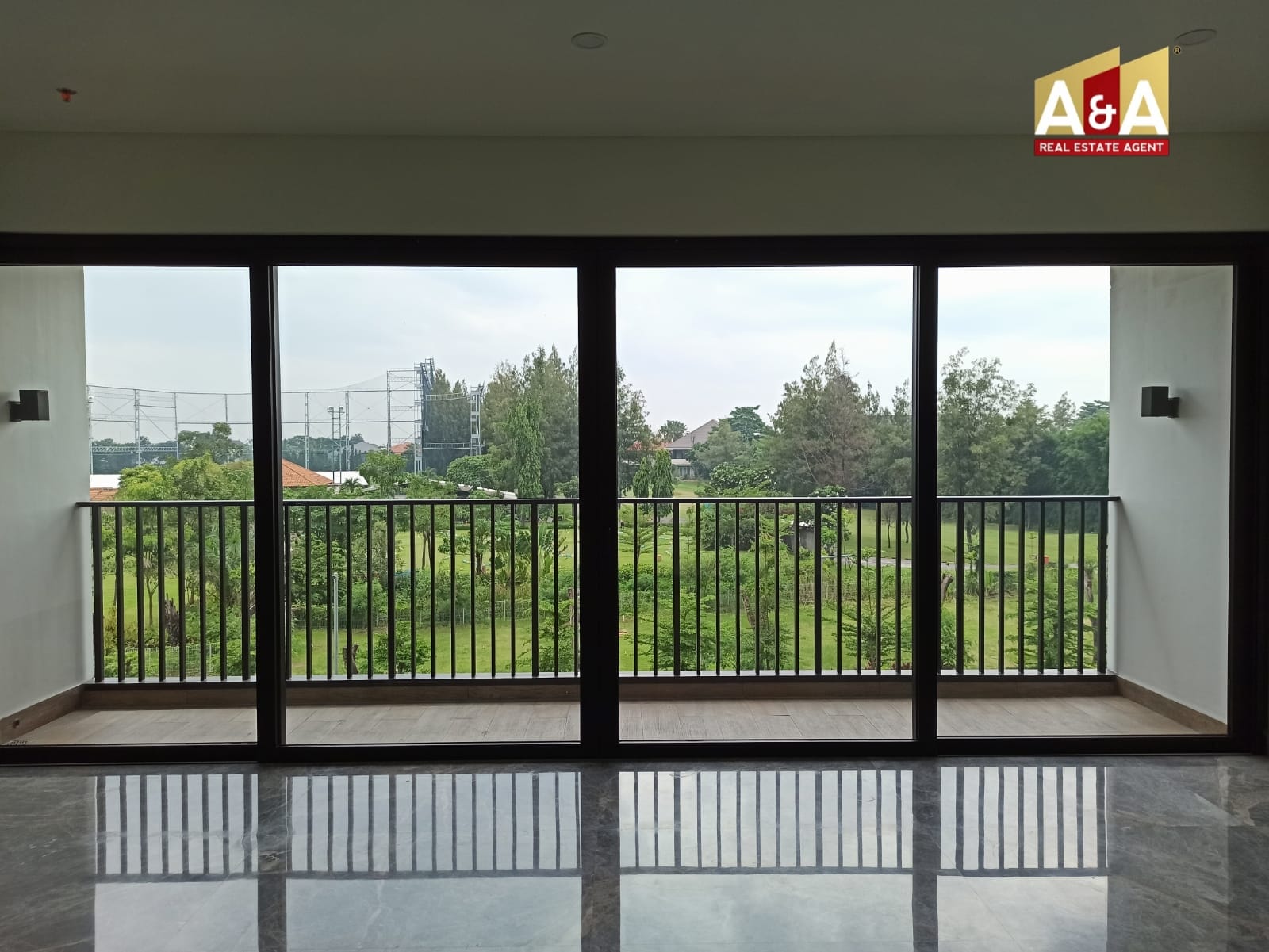 Dijual/Disewakan Condo Mewah nan Elegan Graha Golf SBY Barat - Image 1