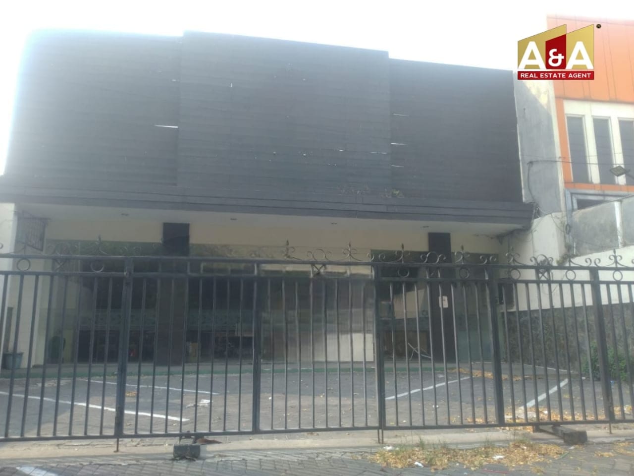 Dijual Ruko Strategis Barata Jaya SBY Timur - Image 1