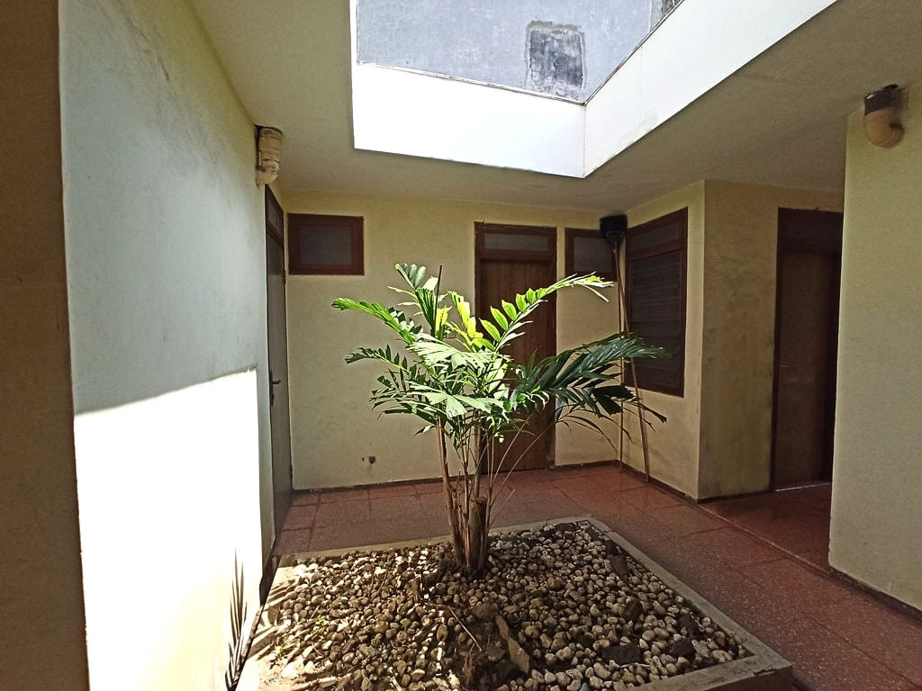 Dijual Rumah Bagus Terawat di Jemur Andayani Wilayah Surabaya Selatan - Thumbnail 2