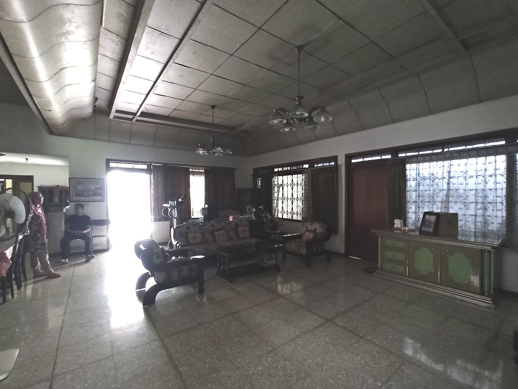 Dijual Rumah Bagus Terawat di Jemur Andayani Wilayah Surabaya Selatan - Thumbnail 4