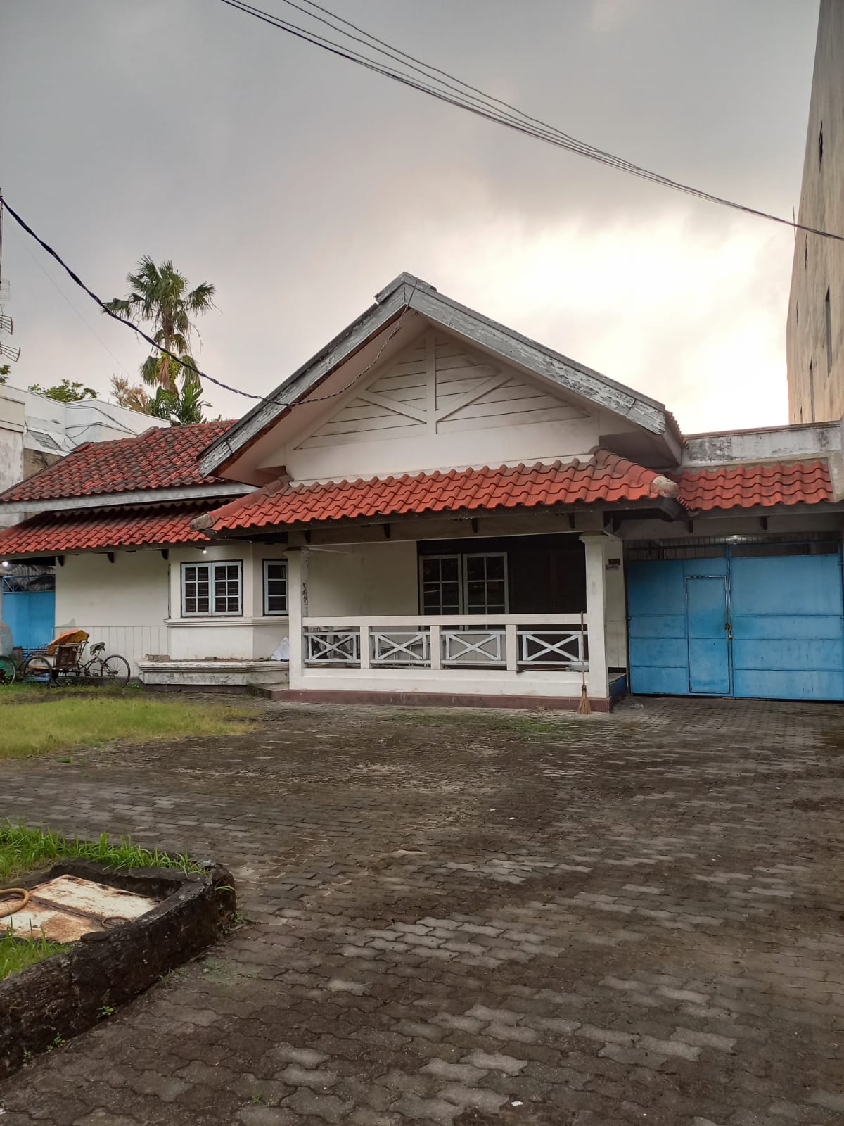 Dijual Rumah Bagus Strategis Jalan Mawar di Surabaya Pusat - Thumbnail 2