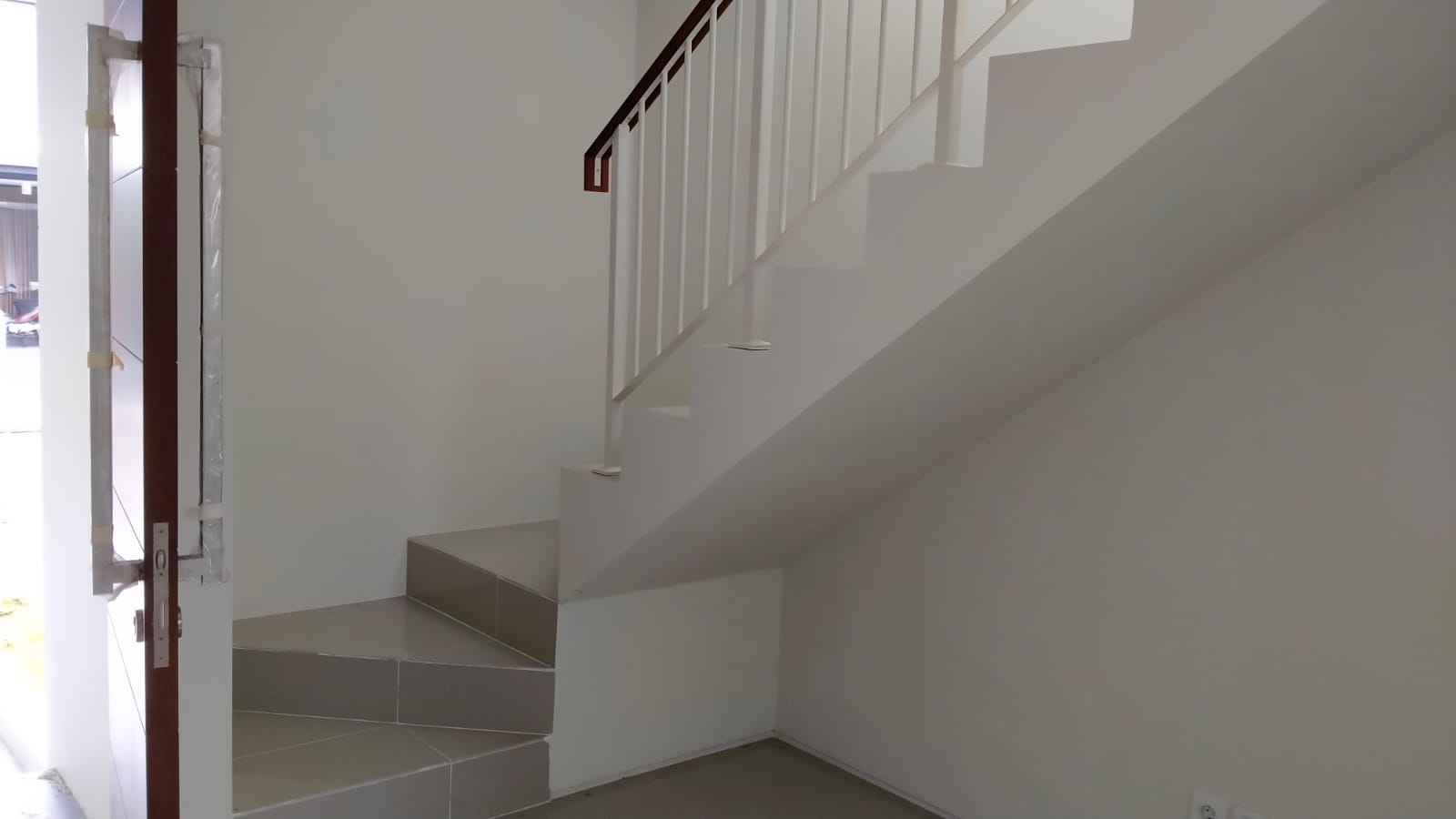 Dijual Rumah Bagus Strategis Citraland Northwest Park Surabaya Barat - Thumbnail 2