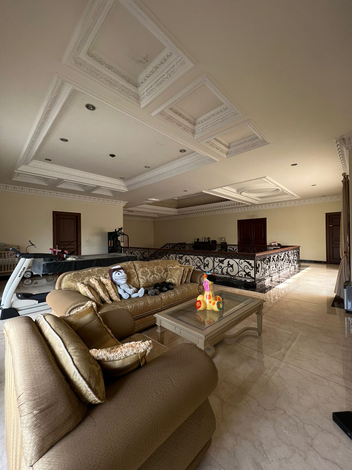 Dijual Rumah Mewah Dharma Husada Permai Surabaya Timur - Image 1