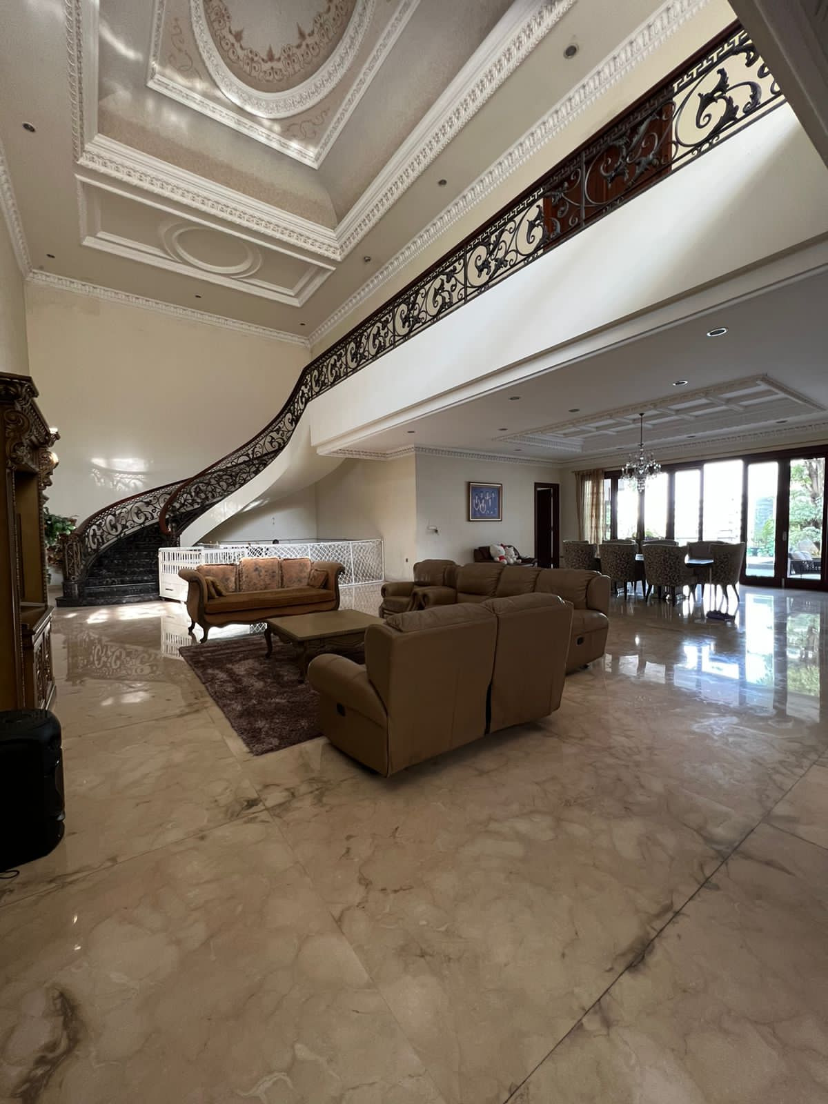 Dijual Rumah Mewah di Dharma Husada Permai Surabaya Timur - Thumbnail 2