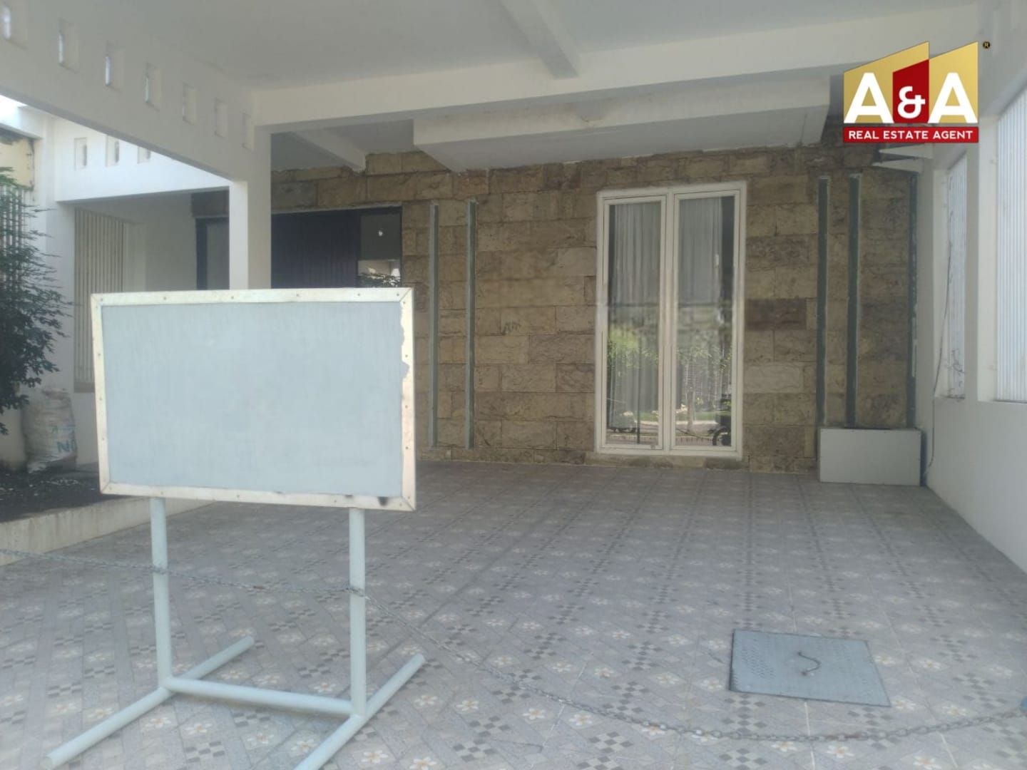 Disewakan Rumah Minimalis The Gayungsari SBY Selatan - Image 1