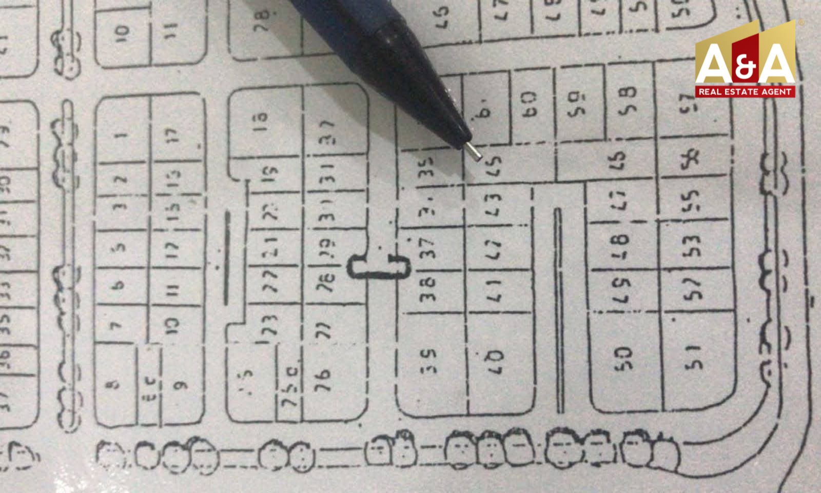 Dijual Tanah Strategis di Graha Family Surabaya Barat - Image 1