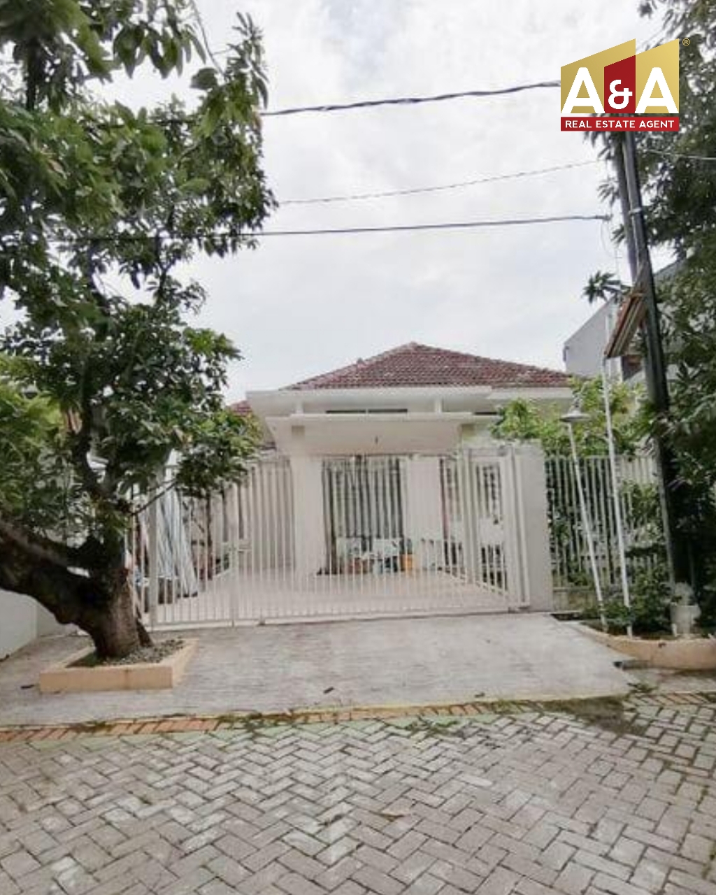Dijual Rumah Stratetgis di Babatan Wiyung Wilayah Surabaya Barat - Image 1