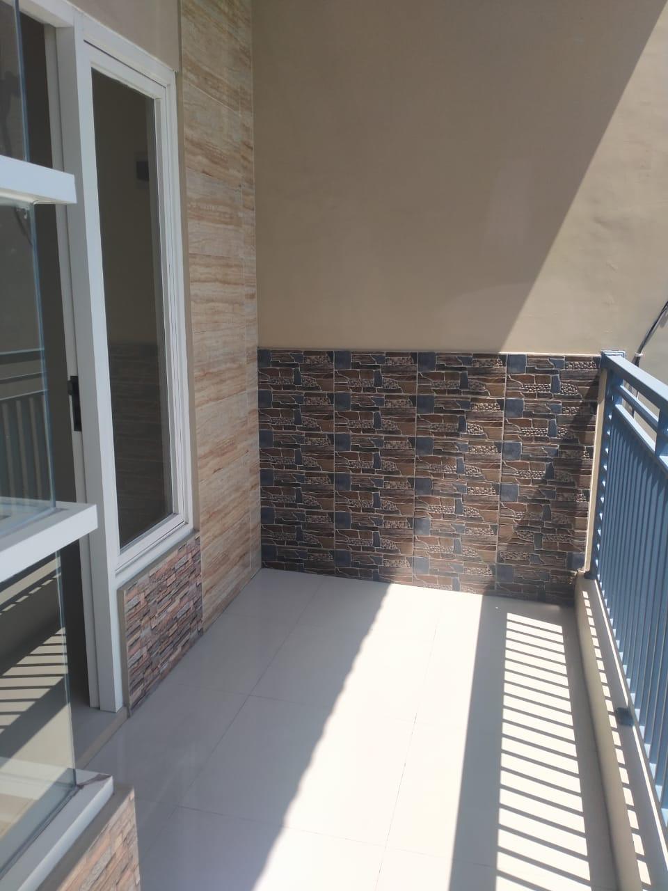 Dijual Rumah Minimalis Strategis Lebak Arum Wilayah Surabaya Timur - Image 1