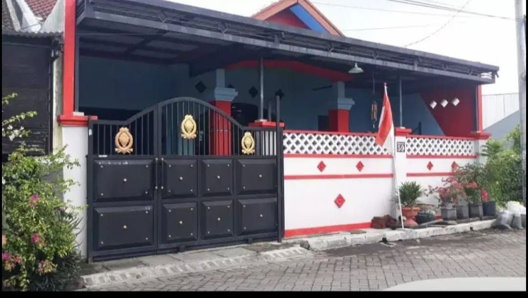 Dijual Rumah Bagus Strategis Wonorejo Selatan Surabaya Timur - Image 1