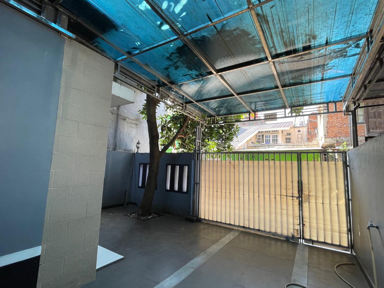 DIJUAL RUMAH SIAP HUNI JAGAKARSA DI JAKARTA SELATAN - Thumbnail 4