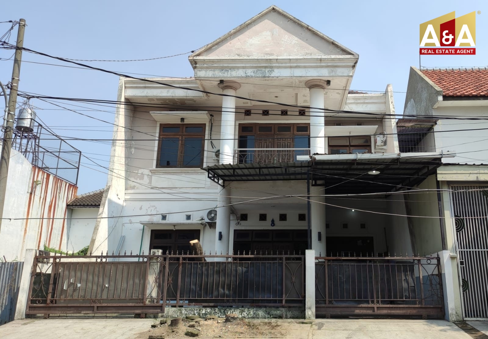 Dijual Rumah Nyaman Strategis di Puri Kencana Karah Surabaya Selatan - Image 1