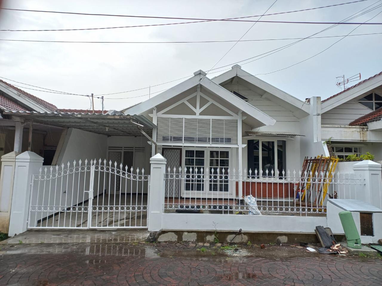 RUMAH DIJUAL NIRWANA EKSEKUTIF SURABAYA TIMUR - Image 1
