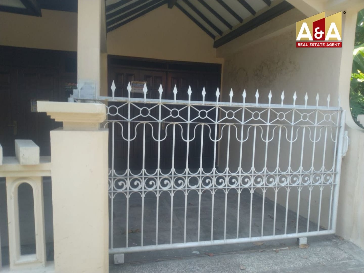 Dijual Rumah Nyaman Semolowaru Tengah SBY Timur - Image 1