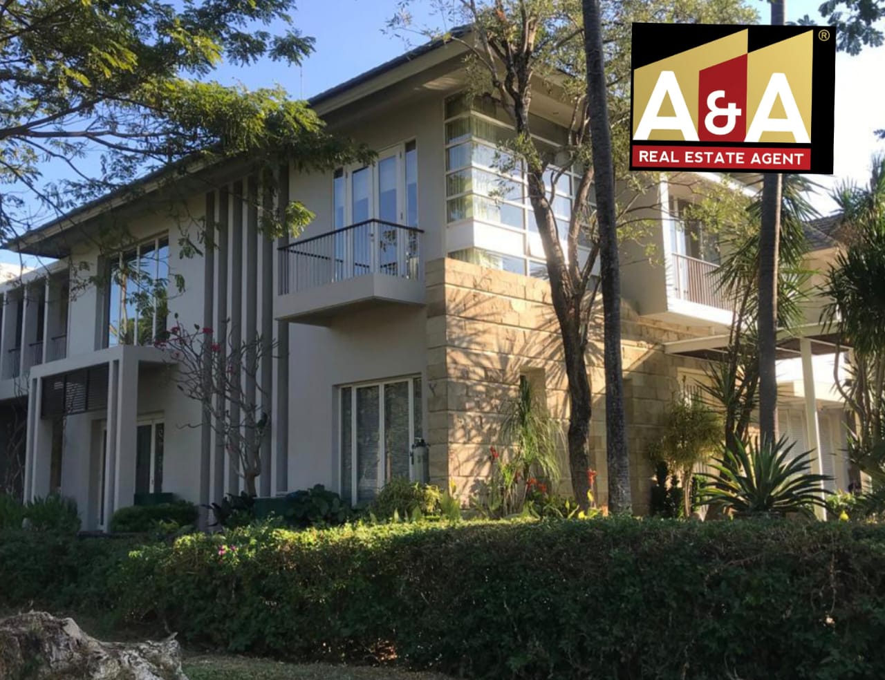 Dijual Rumah Citraland Full Furnish One Gate System di Surabaya Barat - Image 1