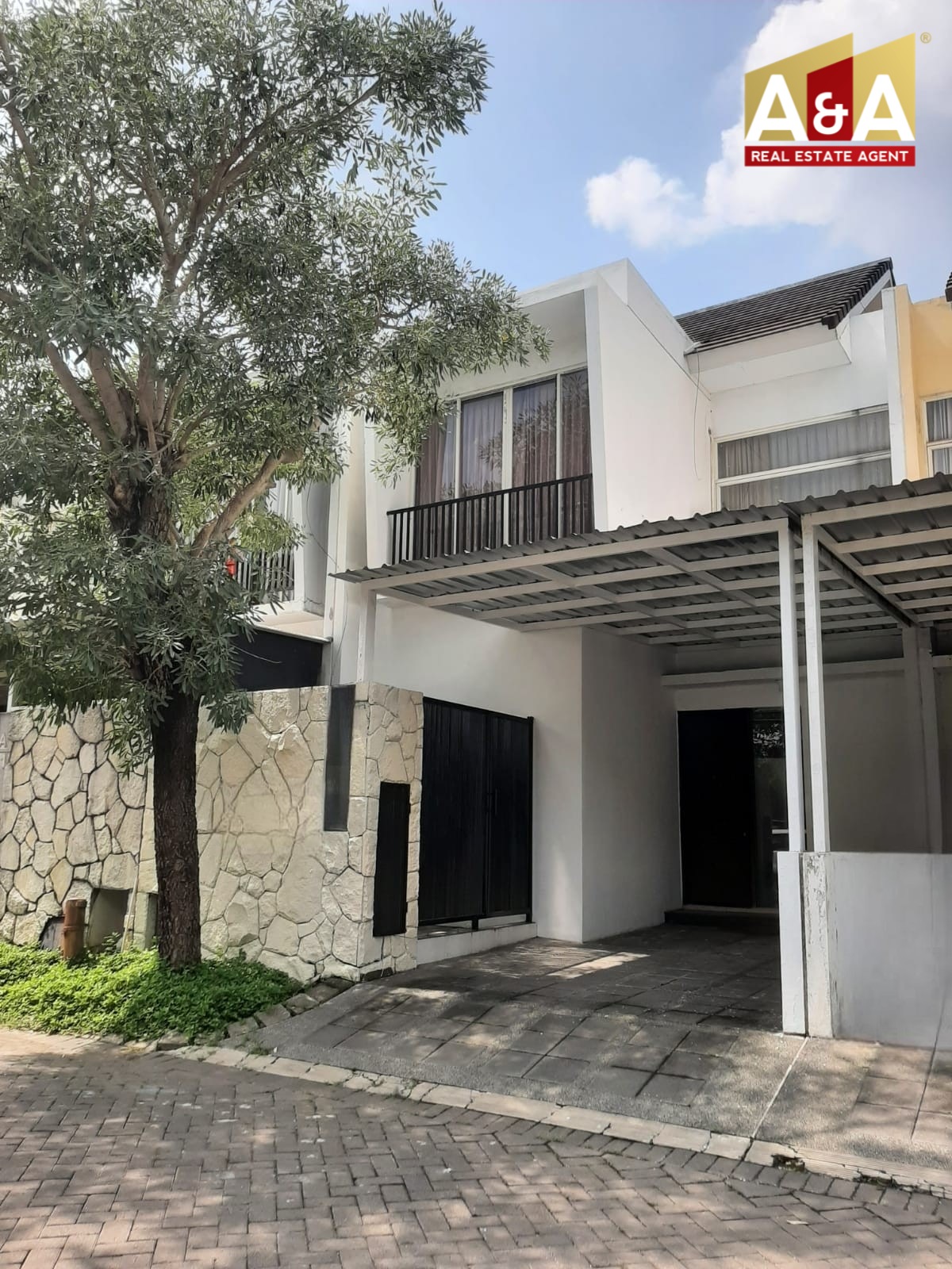 Dijual/disewakan Rumah Nyaman Strategis di Forest Mansion Surabaya Barat - Image 1