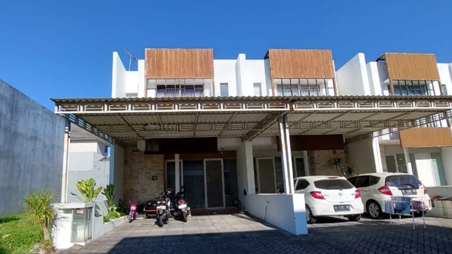 DIJUAL RUMAH SIAP HUNI ROYAL RESIDENCE SURABAYA BARAT - Image 1