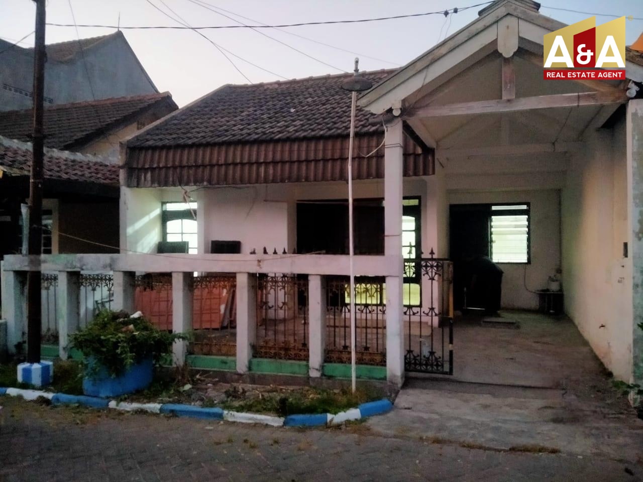 Disewakan Rumah Griya Mapan Sentosa Tropodo Sidoarjo - Image 1