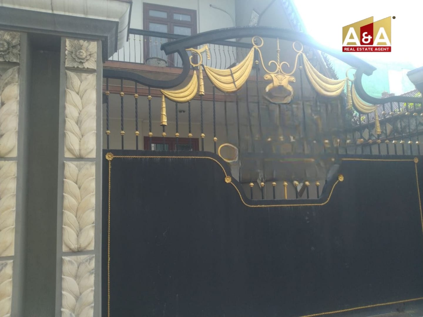 Dijual Rumah Siap Huni di Gayungsari Barat Surabaya Selatan - Image 1