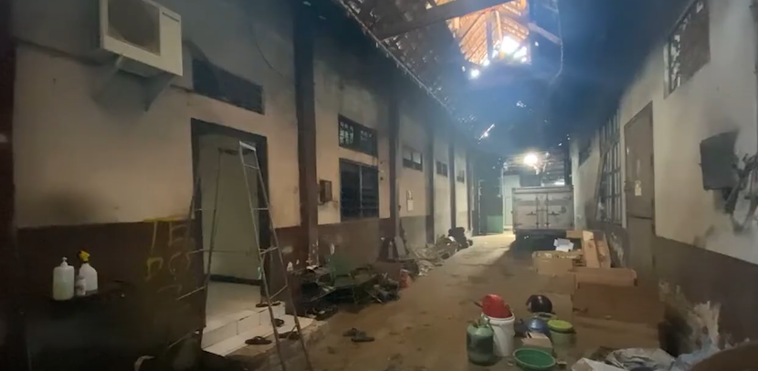 Dijual/Disewakan Rumah Usaha di Raya Yos Sudarso Jombang - Thumbnail 4