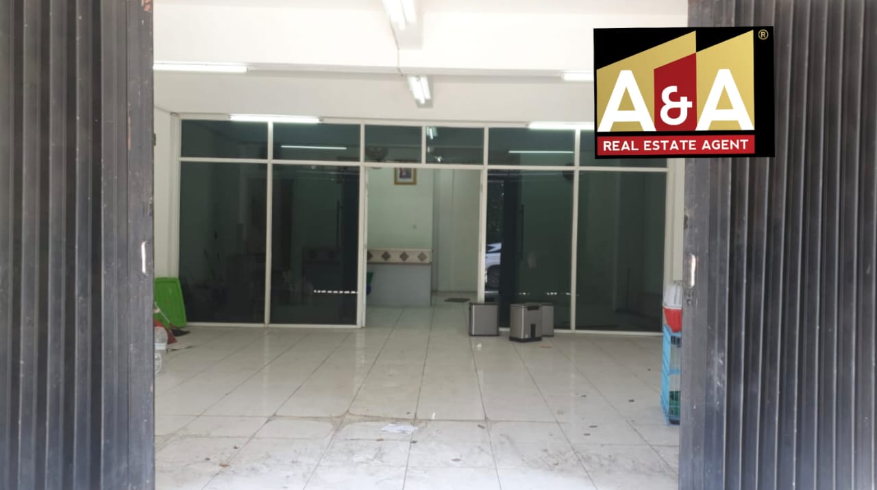 DISEWAKAN RUKO STRATEGIS SURABAYA BARAT - Image 1