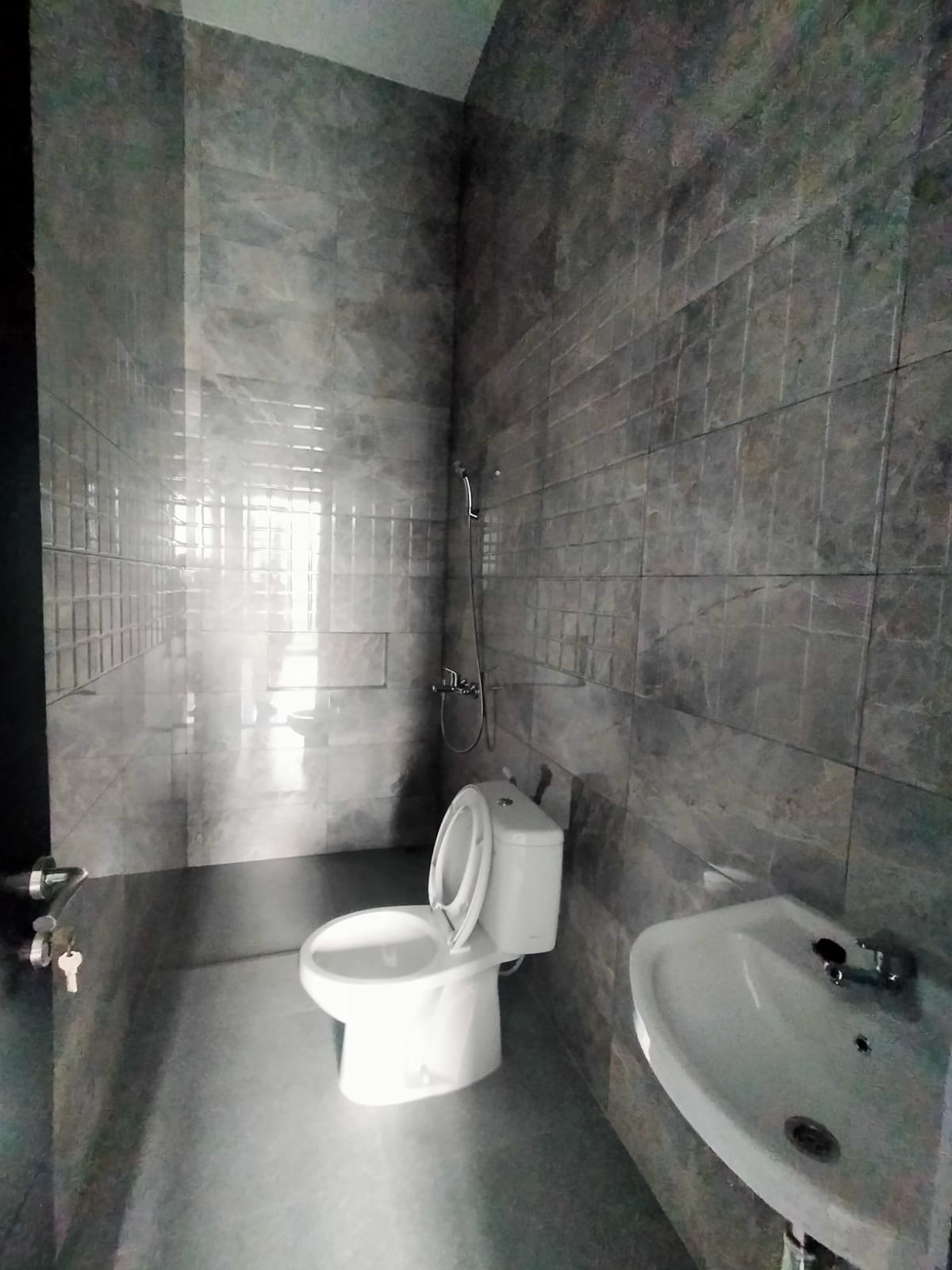 Dijual Rumah Anti Banjir 2 Lantai Jemur Andayani Surabaya Selatan - Thumbnail 4