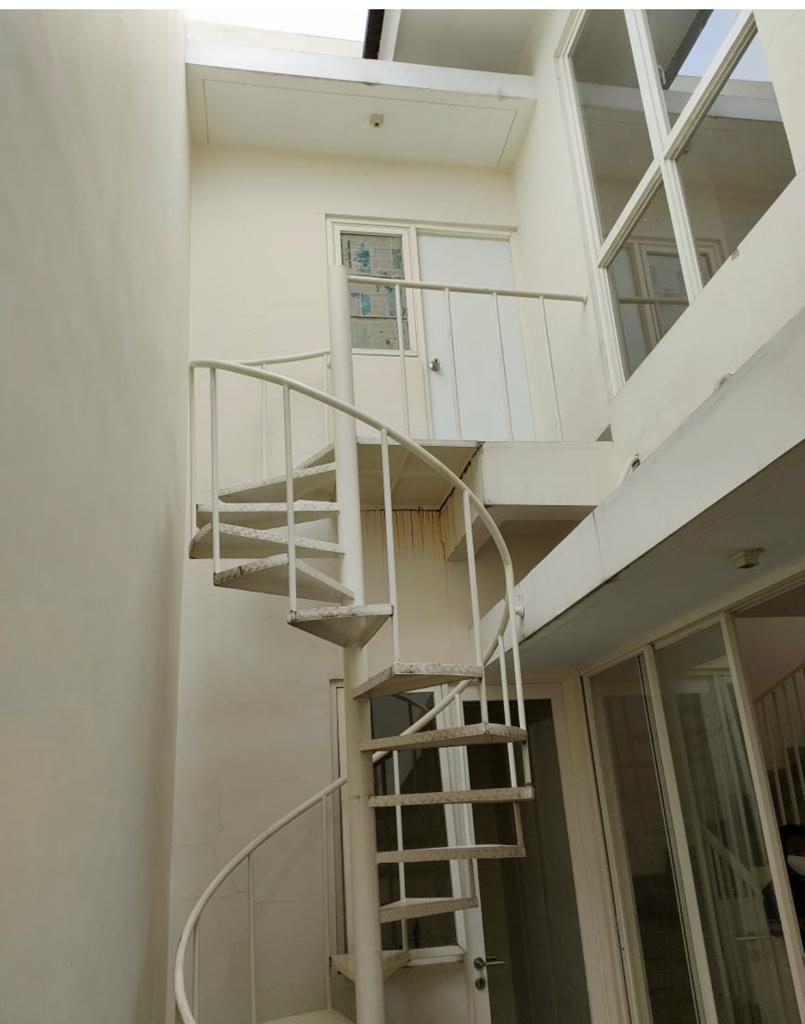 Dijual Rumah Nyaman Strategis Griya Galaxy Surabaya Timur - Thumbnail 4