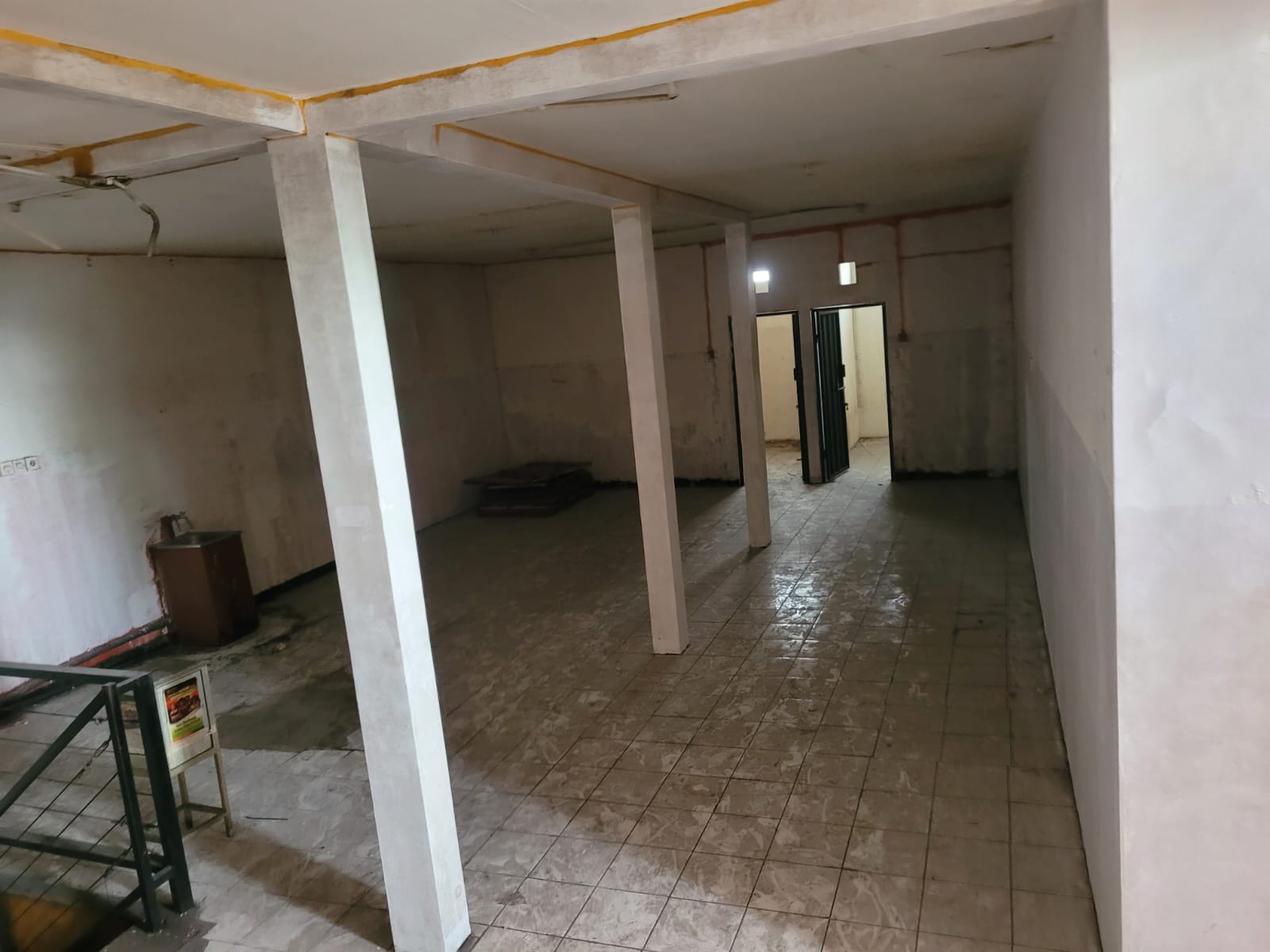 Dijual/Disewakan Ruko Dharmawangsa Surabaya Timur - Thumbnail 4