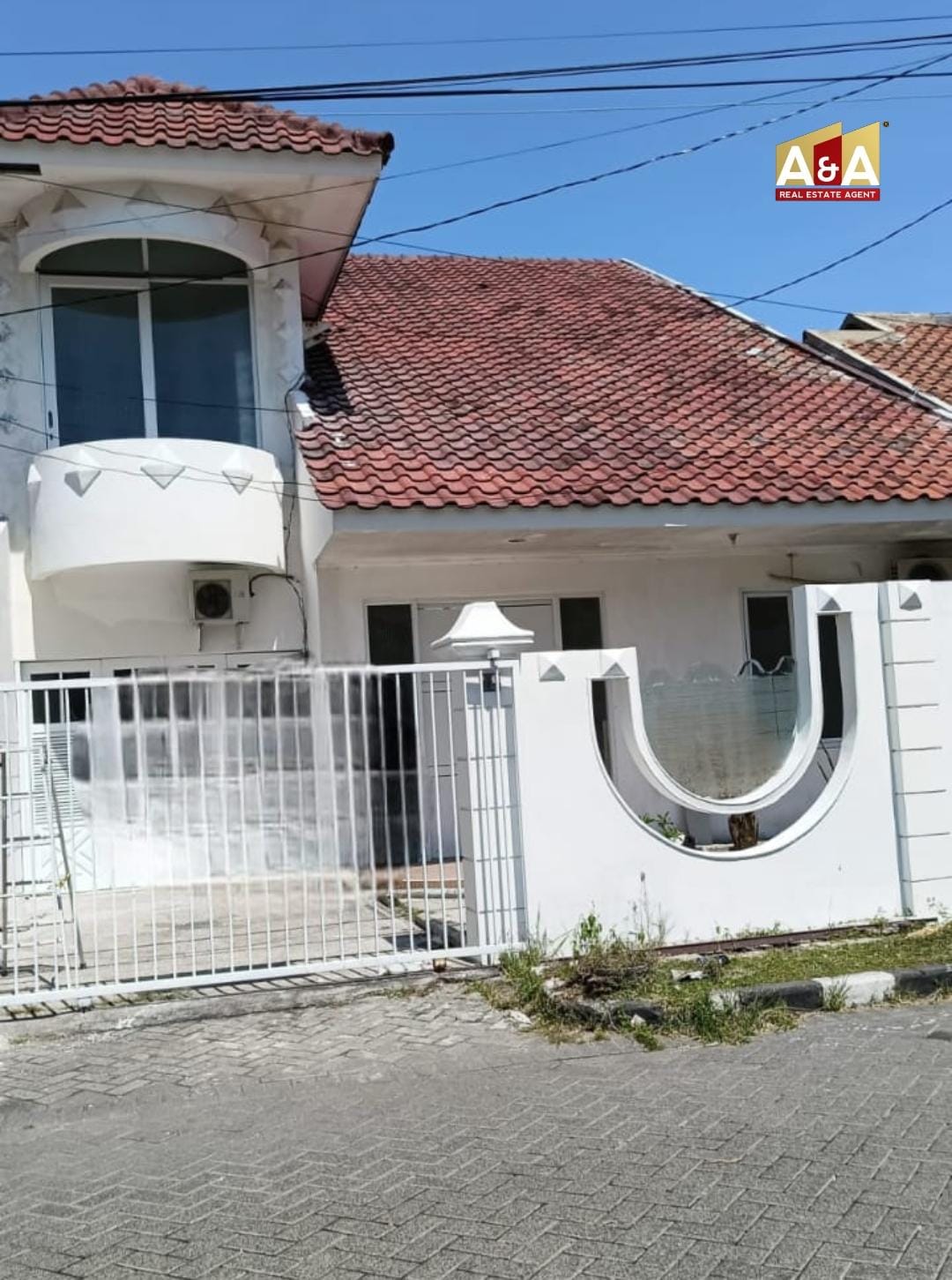 Dijual/Disewakan Rumah Nyaman di Babatan Pratama Surabaya Barat - Image 1