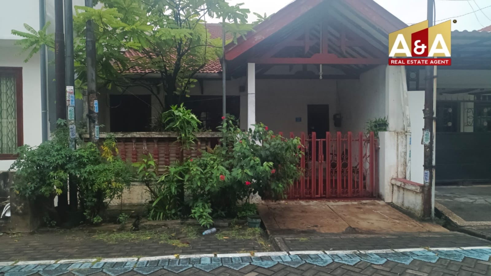 Dijual rumah Asri nan Terawat Kutisari Selatan SBY Selatan - Image 1