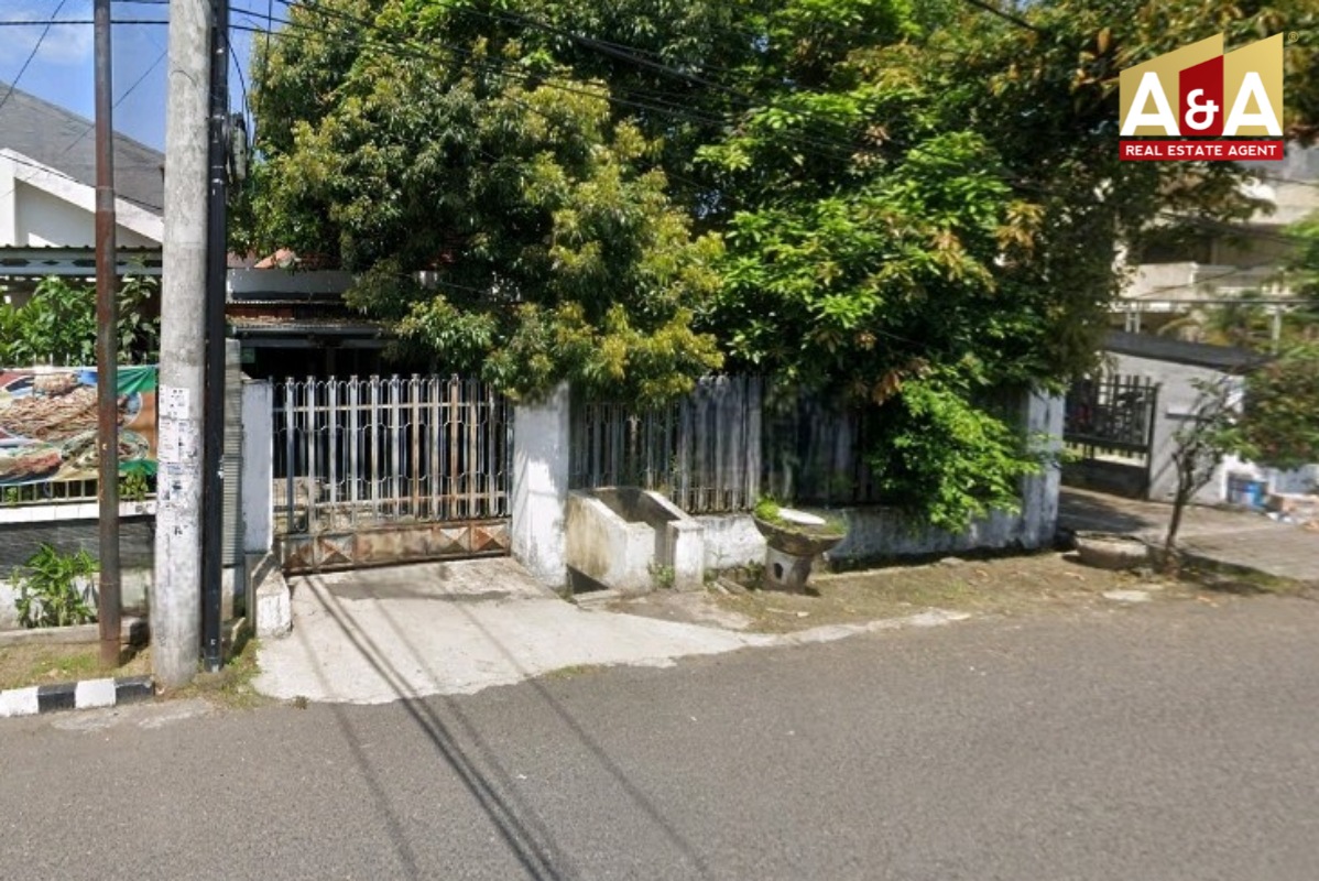 Dijual Cepat Rumah Strategis Ketintang Surabaya Selatan - Image 1
