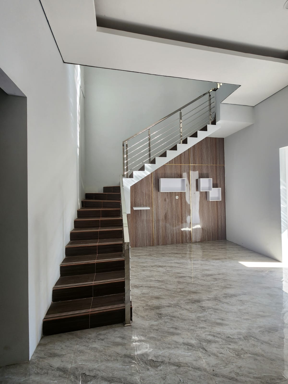 Dijual Rumah Nyaman Strategis Pucang Indah Sidoarjo - Thumbnail 4