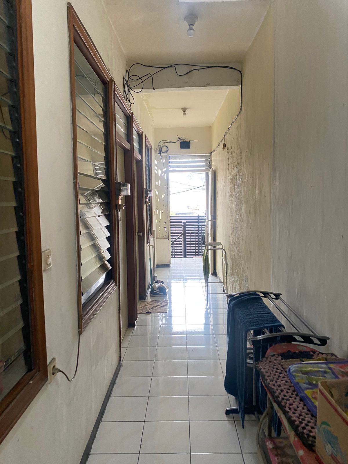 Dijual/Disewakan Bangunan Ex Salon di Jenggolo Surabaya Pusat - Thumbnail 3