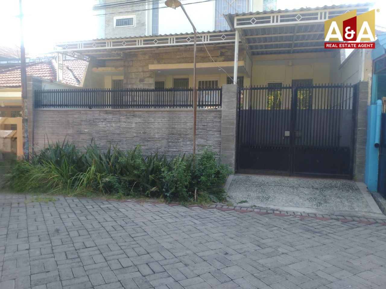 Disewakan Rumah Siap Huni di Darmo Indah Asri Surabaya Barat - Image 1