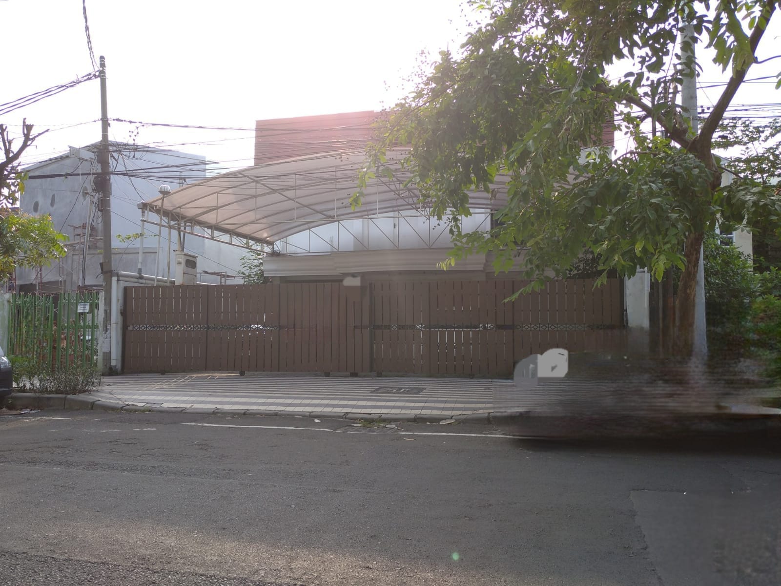 Disewakan Rumah Jalan Sriwijaya Surabaya Pusat - Image 1