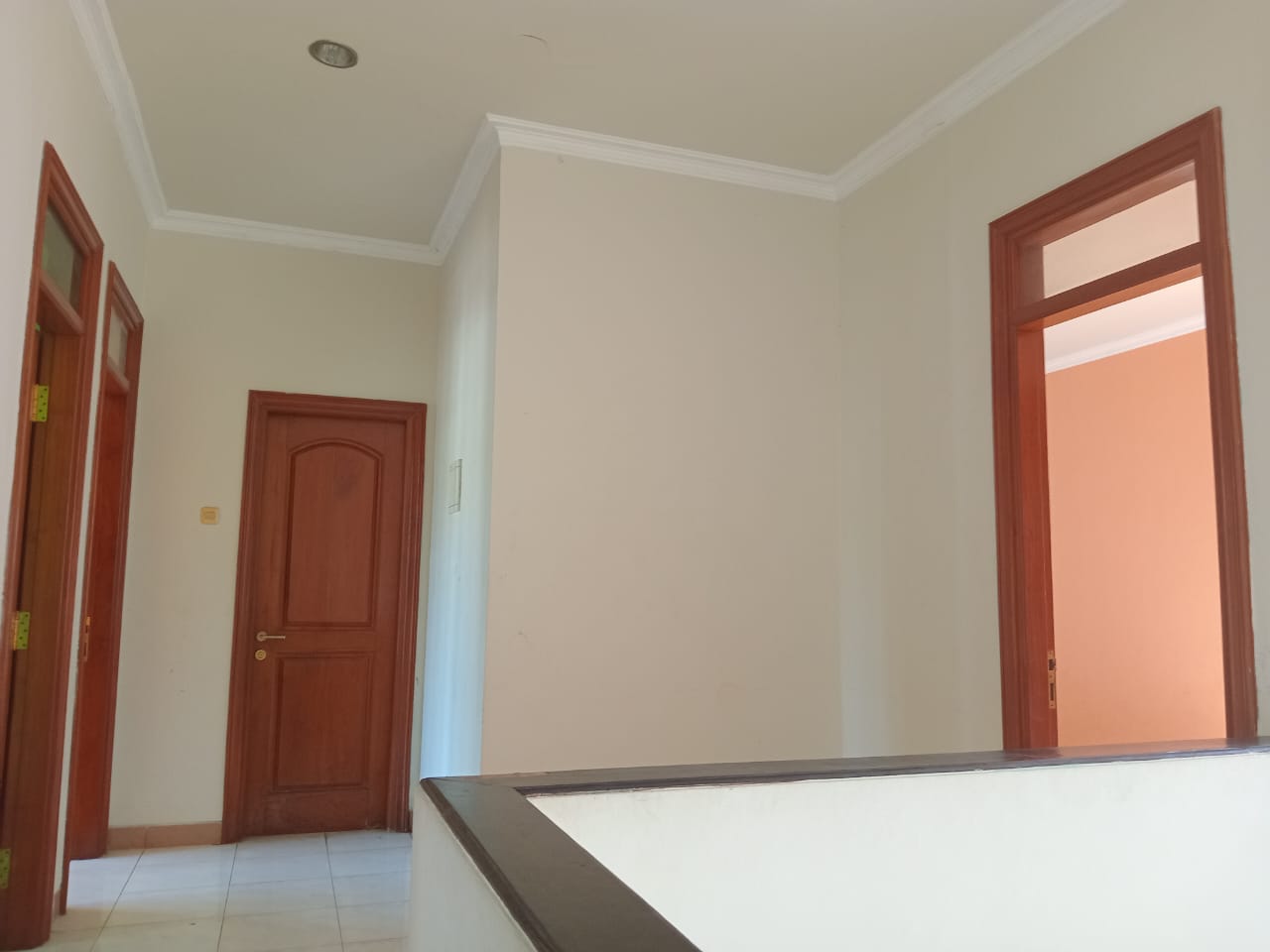 Dijual Rumah Nyaman Strategis di Perumahan Pantai Mentari Surabaya Utara - Thumbnail 3