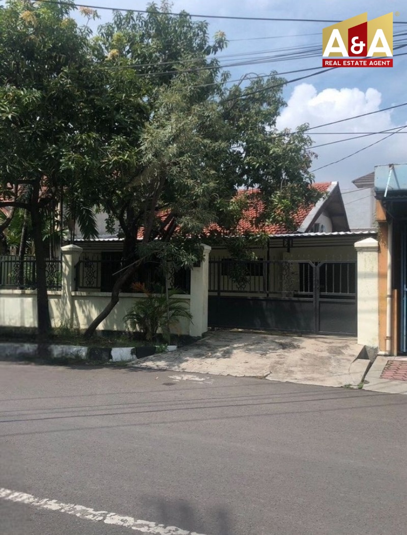 Dijual Rumah Hitung Tanah Gayungsari Surabaya Selatan - Image 1