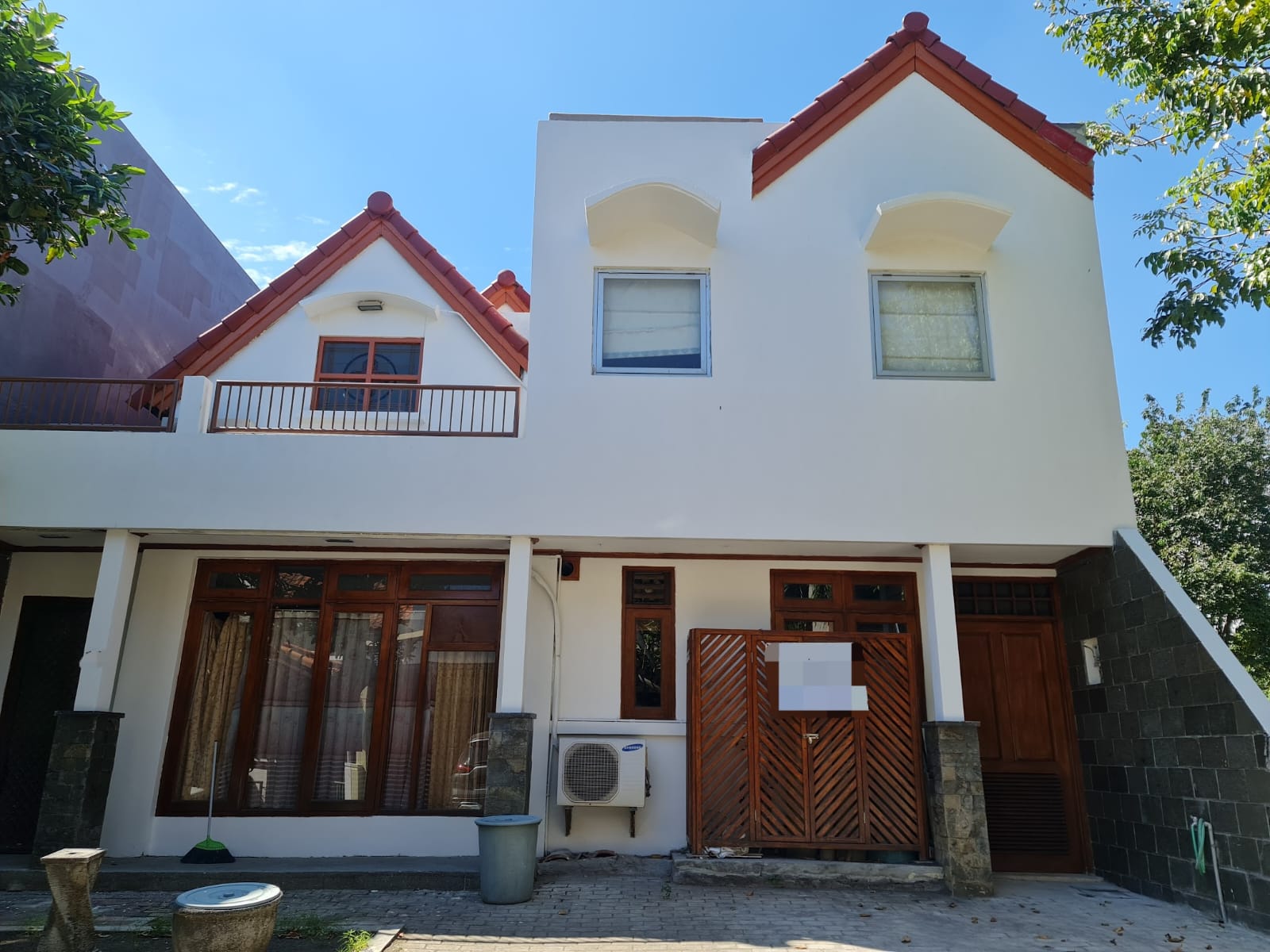 Dijual Internasional Village Citraland Surabaya Barat - Image 1