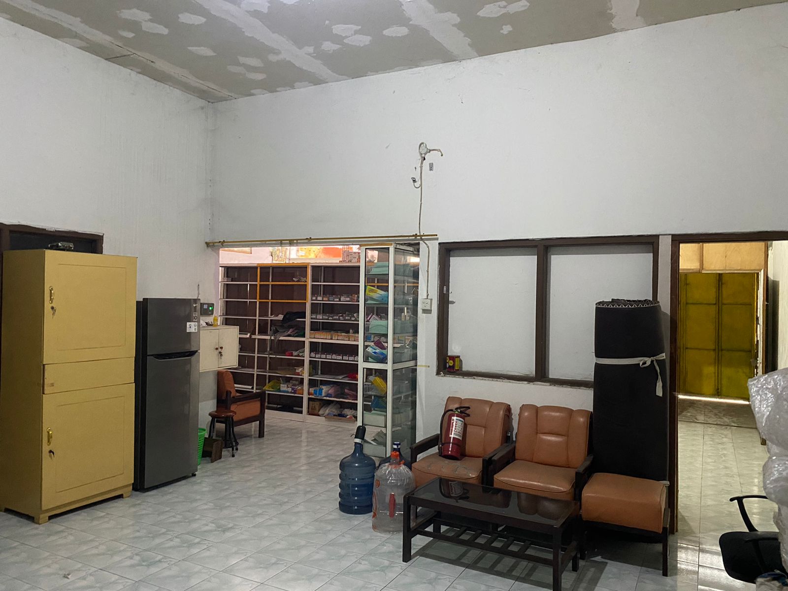 Dijual Rumah Usaha Strategis Bringin Indah Surabaya Barat - Thumbnail 3