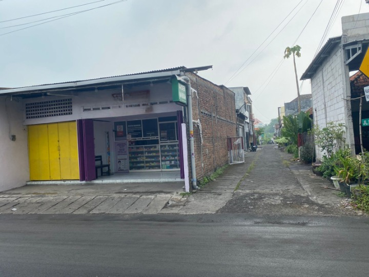 Dijual Rumah Usaha Strategis di Bringin Indah Surabaya Barat - Thumbnail 4