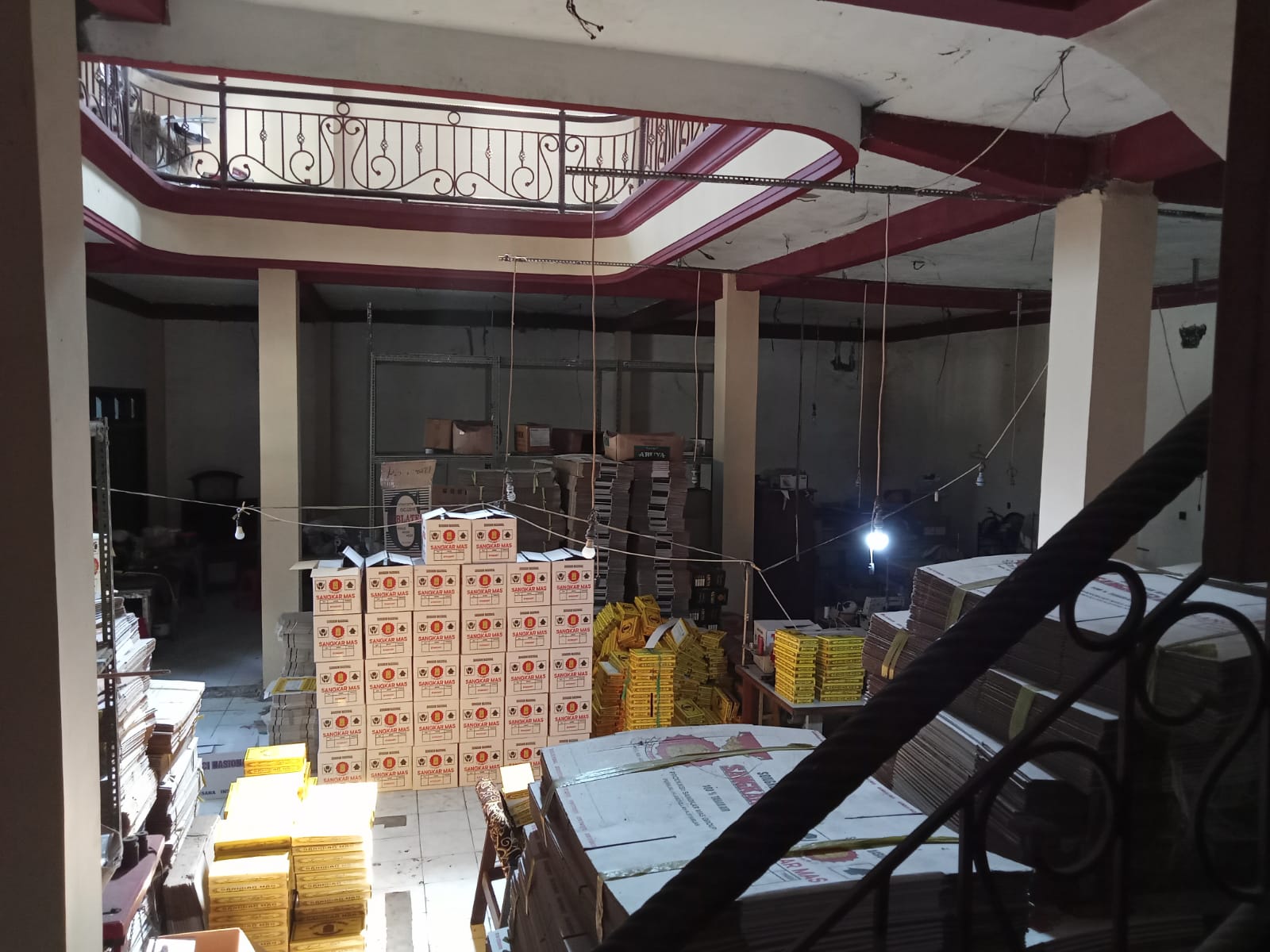 Dijual Rumah Luas Strategis di Perum Tengger Kandangan Surabaya Barat - Thumbnail 2