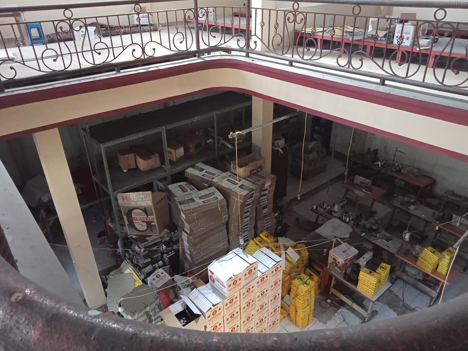 Dijual Rumah Luas Strategis di Perum Tengger Kandangan Surabaya Barat - Thumbnail 2