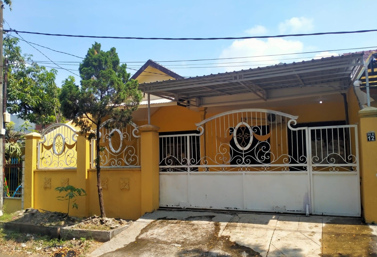 Dijual Rumah Luas Strategis Raya Tengger Surabaya Barat - Image 1