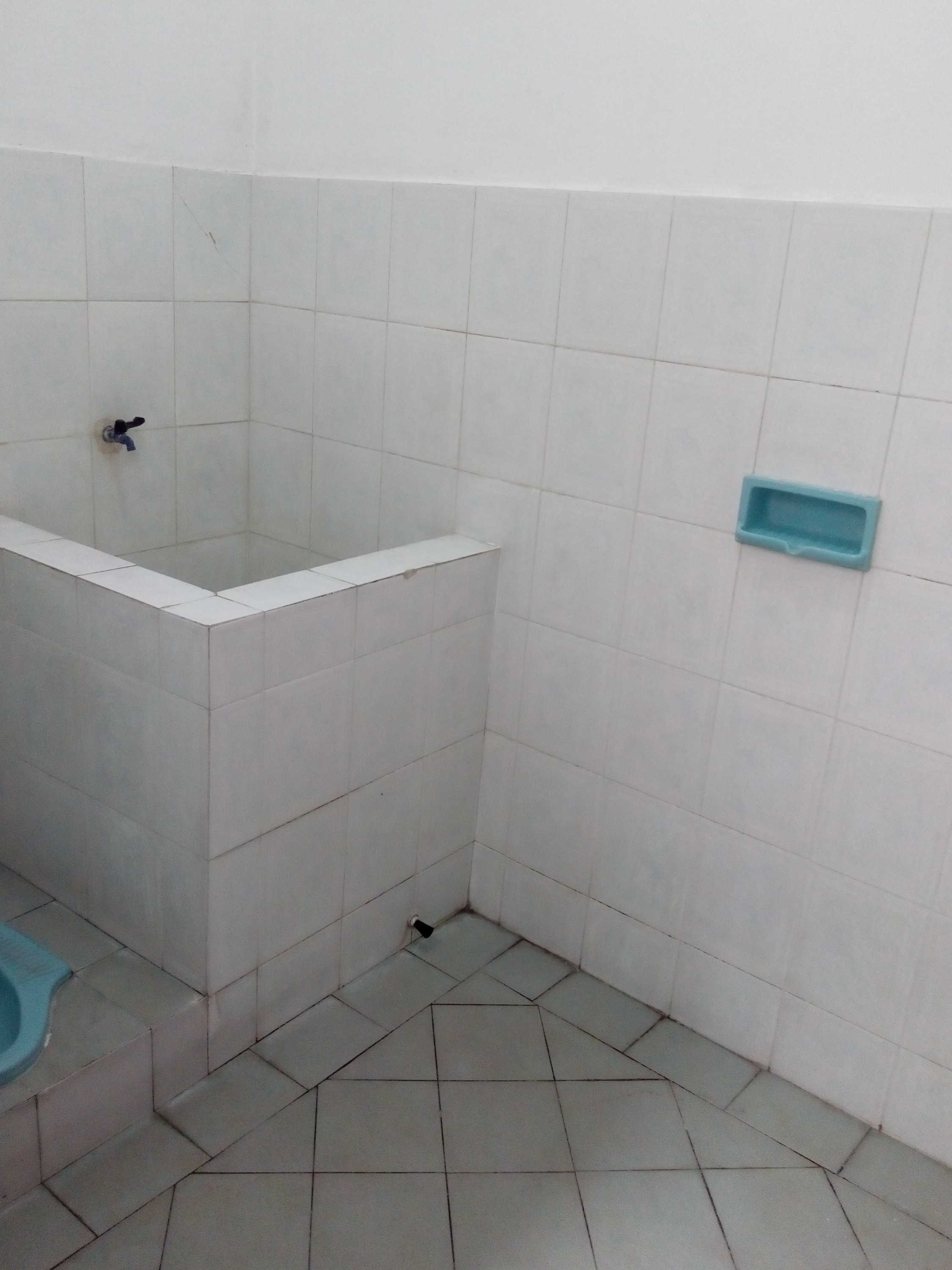 Dijual Rumah Nyaman Strategis di Barata Jaya Surabaya Timur - Thumbnail 4