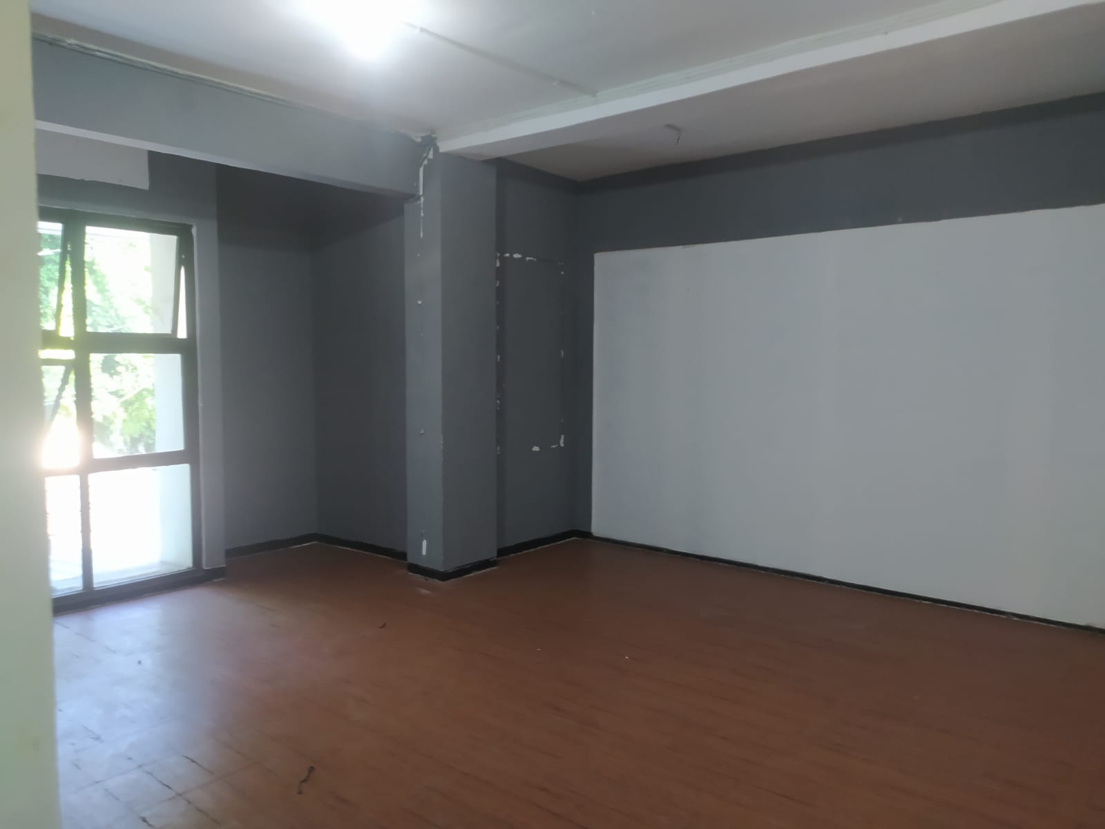 Disewakan Ruko Strategis Raya Ngagel Surabaya Timur - Thumbnail 2