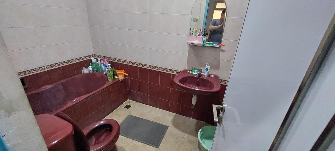 Dijual Rumah Strategis di Pakuwon Villa Valencia Surabaya Barat - Thumbnail 4