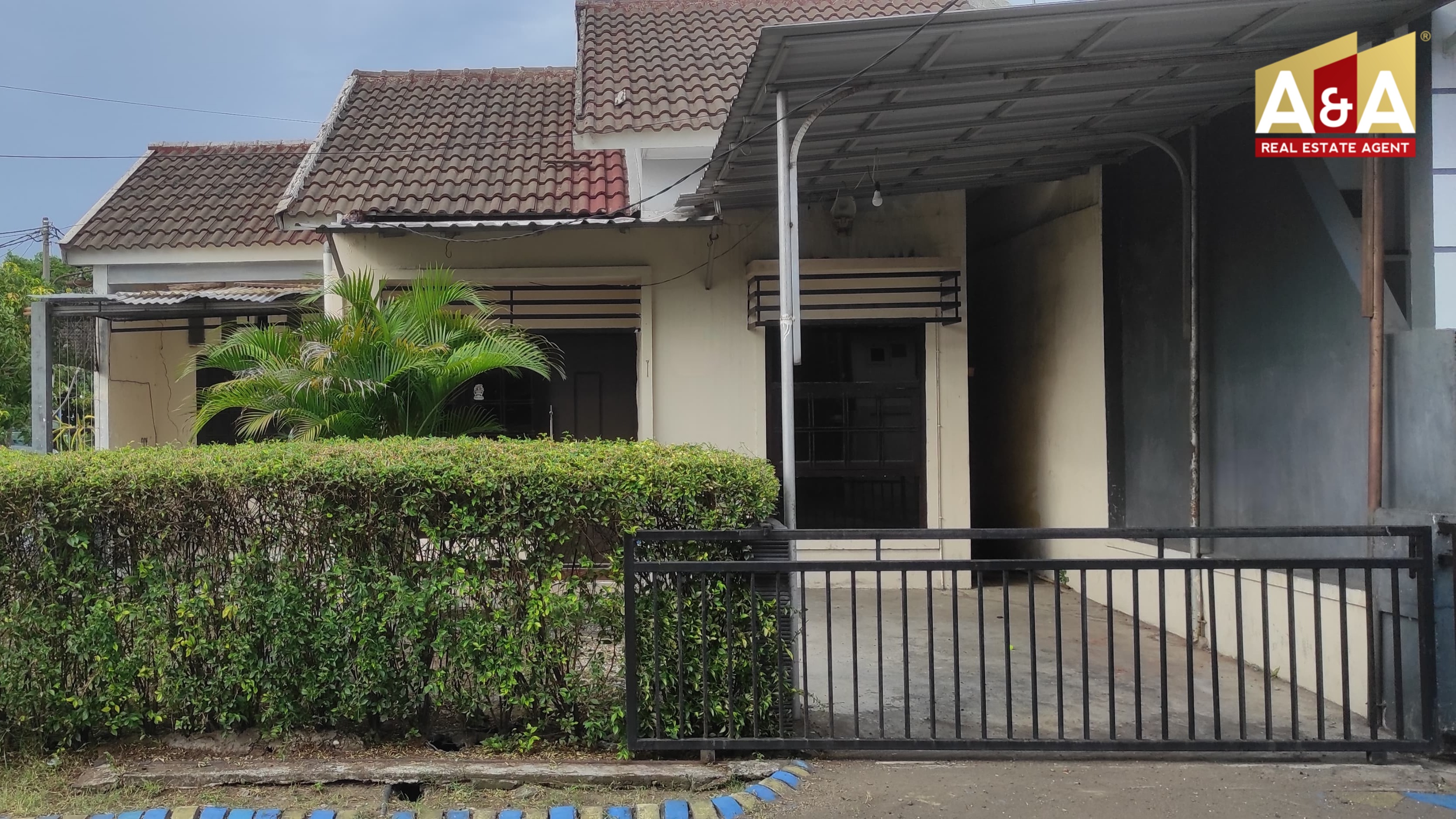 Dijual Rumah Bagus di Puri Citra Rungkut Surabaya Timur - Image 1